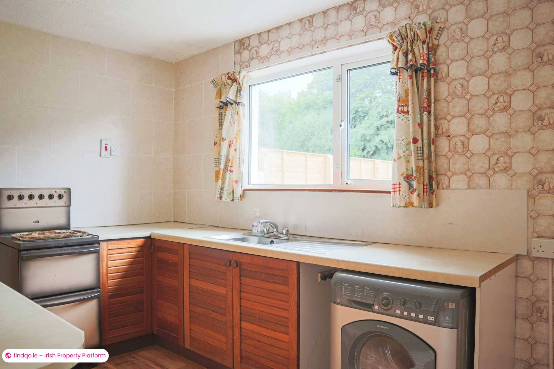 Semi-detached house for Sale in Stillorgan, Dublin (County)