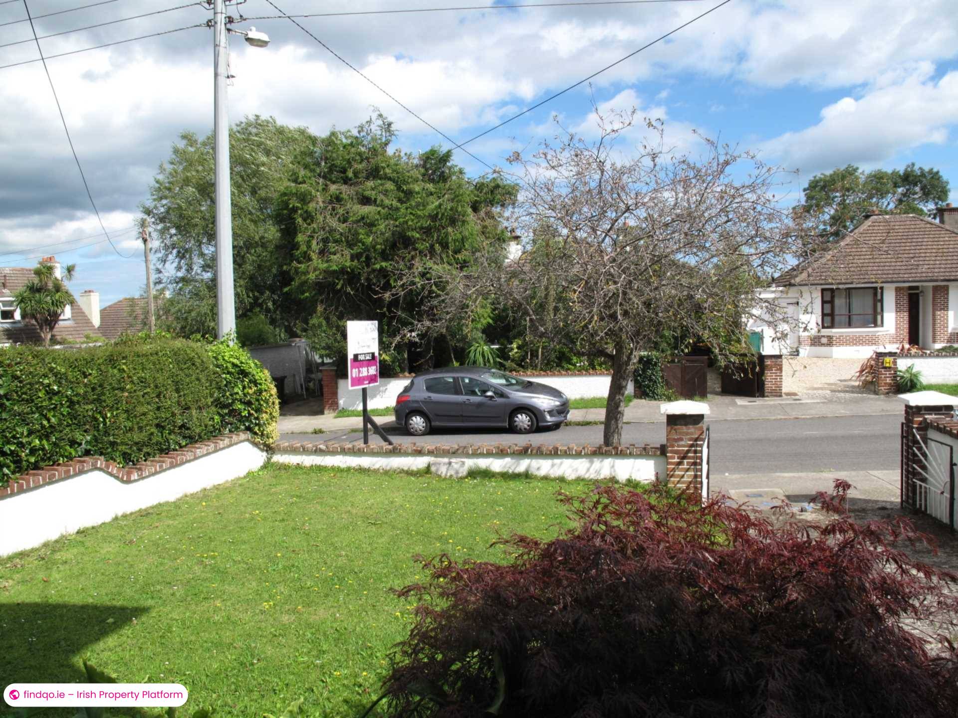 Semi-detached house for Sale in Stillorgan, Dublin (County)