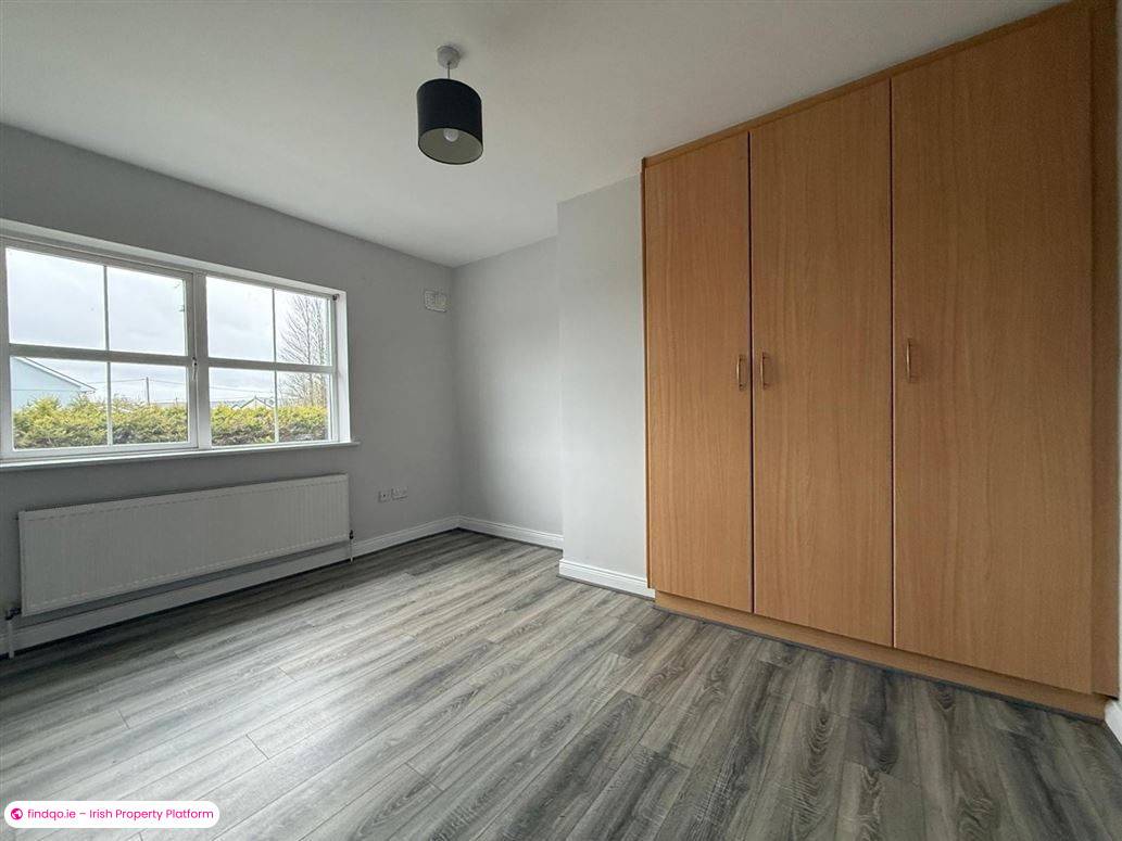 Semi-detached house for Sale in Ballaghaderreen, Roscommon