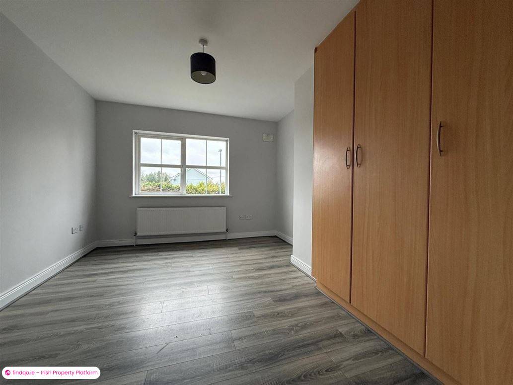 Semi-detached house for Sale in Ballaghaderreen, Roscommon