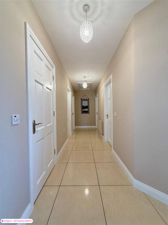 Detached house for Sale in Ballaghaderreen, Roscommon