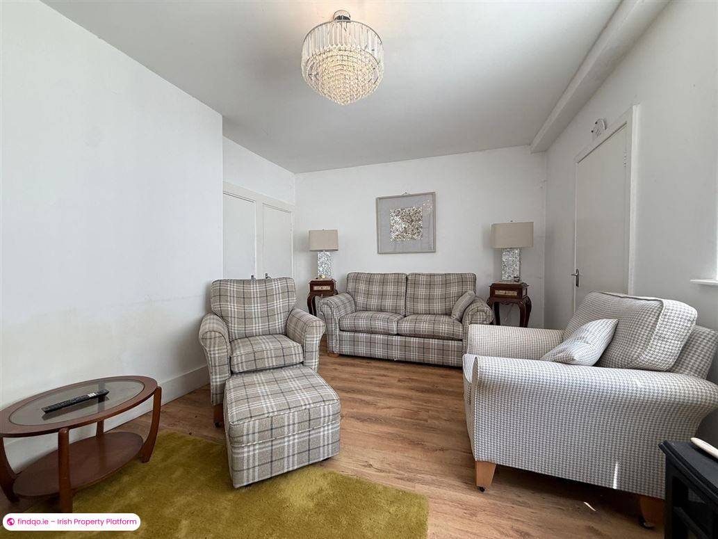 Semi-detached house for Sale in Ballaghaderreen, Roscommon