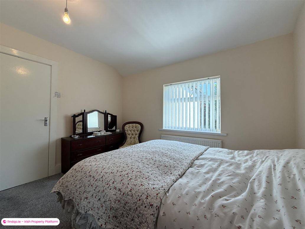 Semi-detached house for Sale in Ballaghaderreen, Roscommon