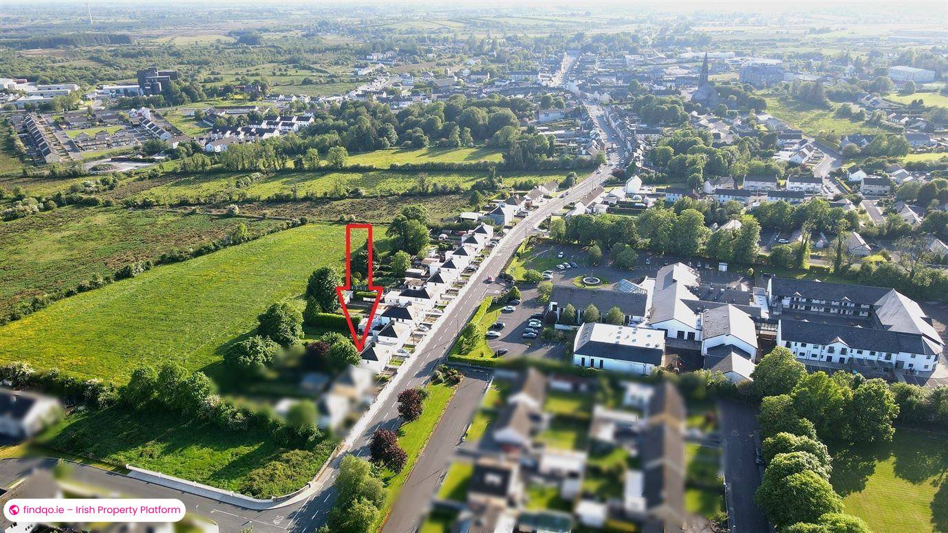 Semi-detached house for Sale in Ballaghaderreen, Roscommon