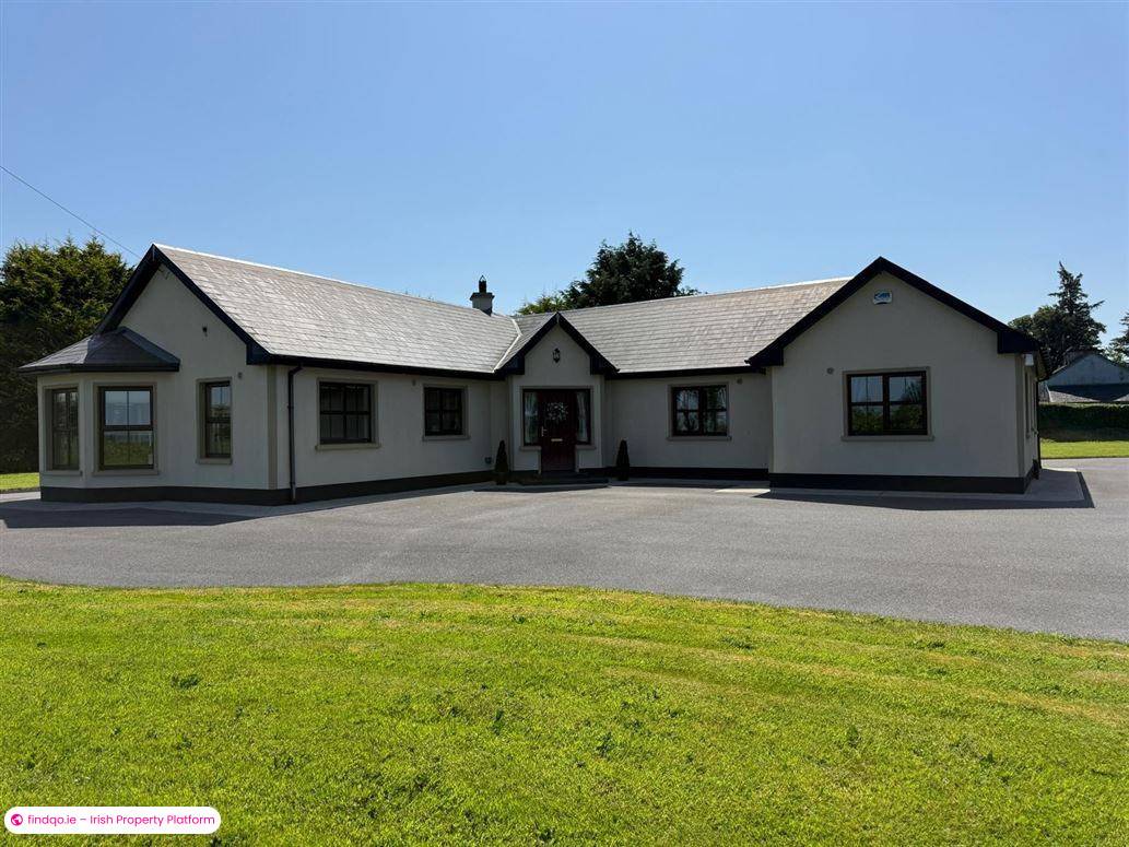 Detached house for Sale in Frenchpark, Roscommon