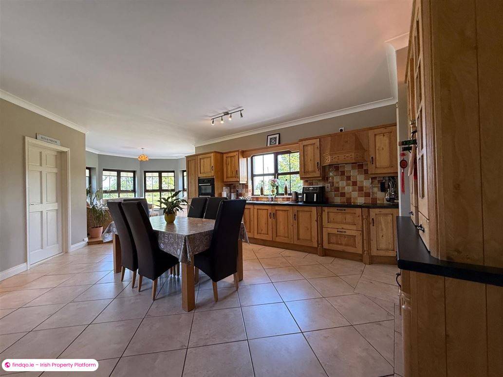 Detached house for Sale in Frenchpark, Roscommon