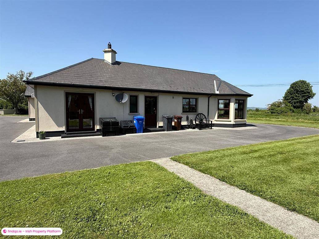 Detached house for Sale in Frenchpark, Roscommon