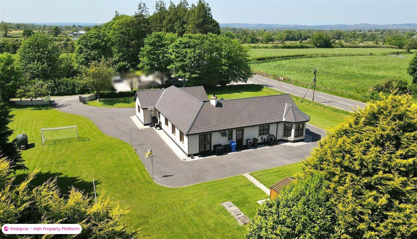 Detached house for Sale in Frenchpark, Roscommon