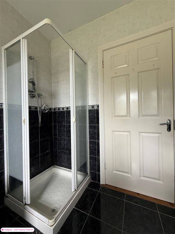 Semi-detached house for Sale in Ballaghaderreen, Roscommon