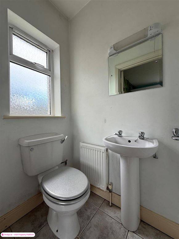 Semi-detached house for Sale in Ballaghaderreen, Roscommon