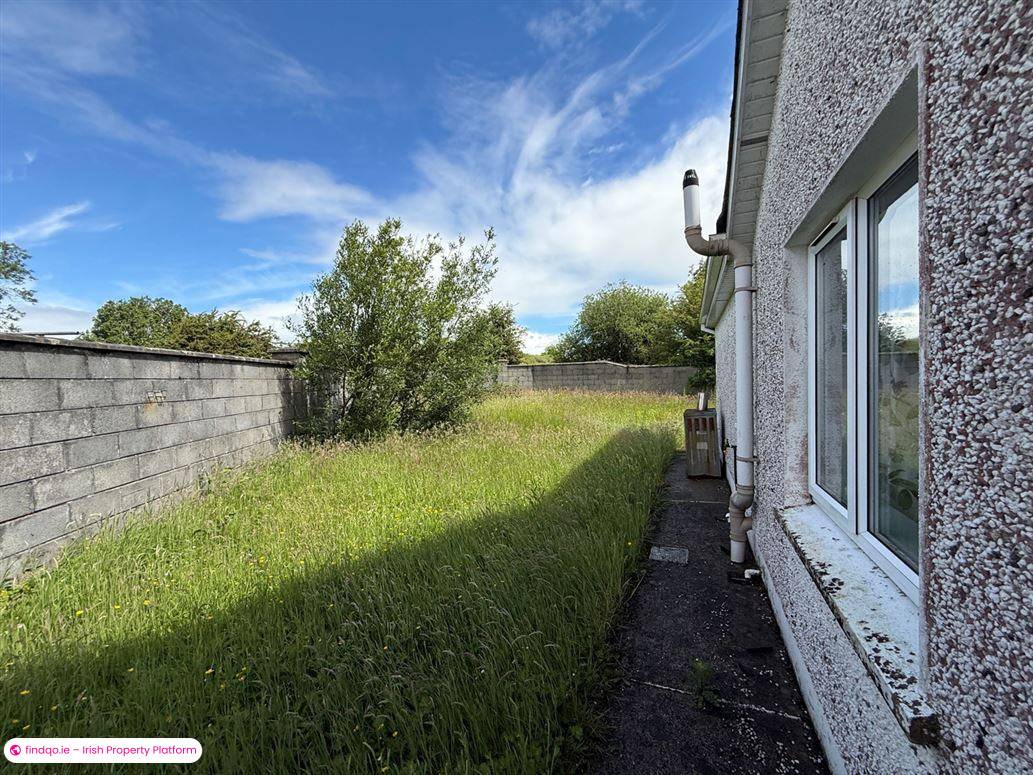 Semi-detached house for Sale in Ballaghaderreen, Roscommon
