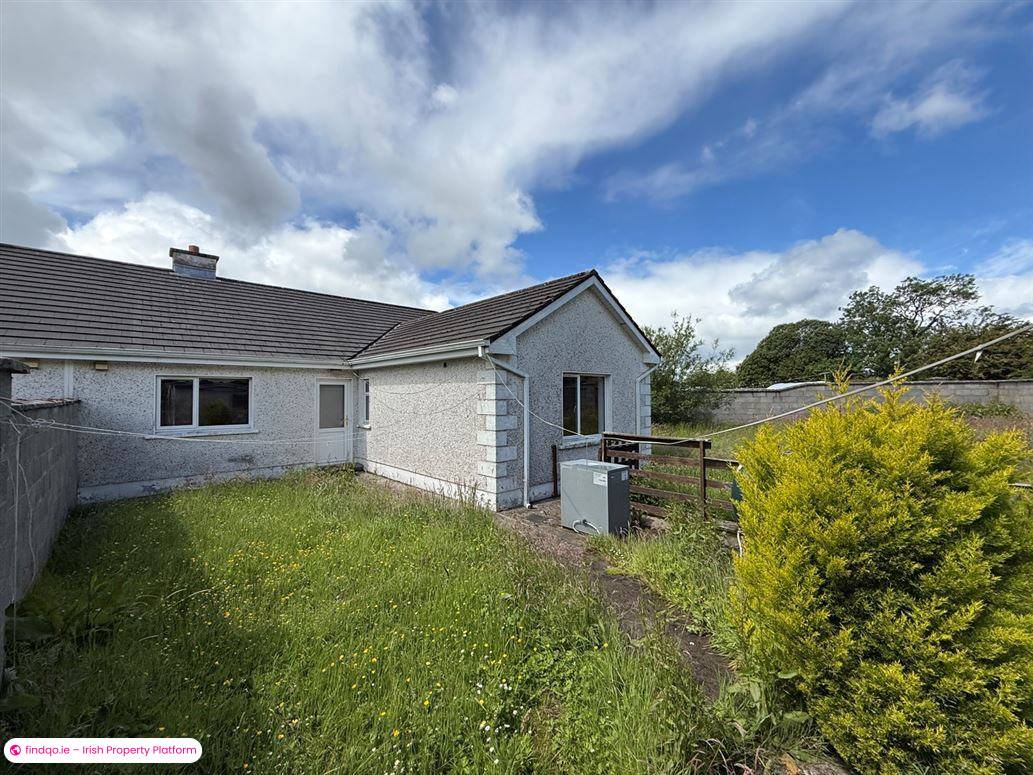 Semi-detached house for Sale in Ballaghaderreen, Roscommon