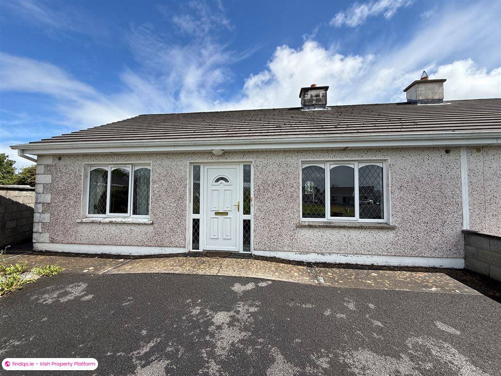Semi-detached house for Sale in Ballaghaderreen, Roscommon
