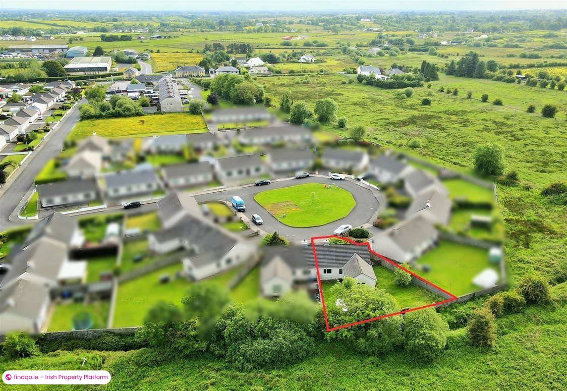 Semi-detached house for Sale in Ballaghaderreen, Roscommon