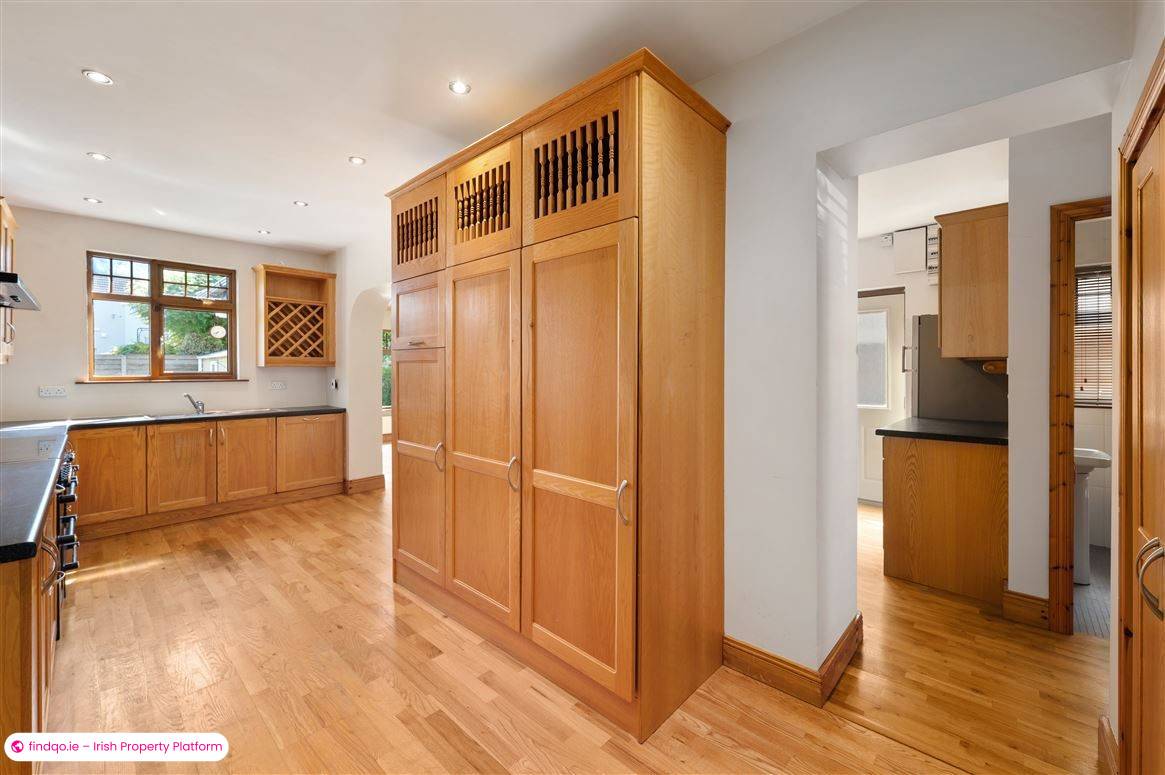 Semi-detached house for Sale in Ballinlough, Cork