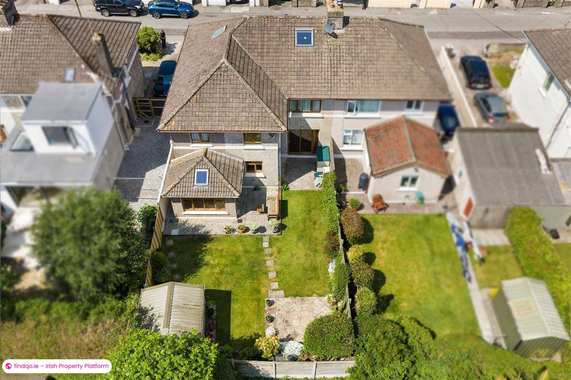 Semi-detached house for Sale in Ballinlough, Cork