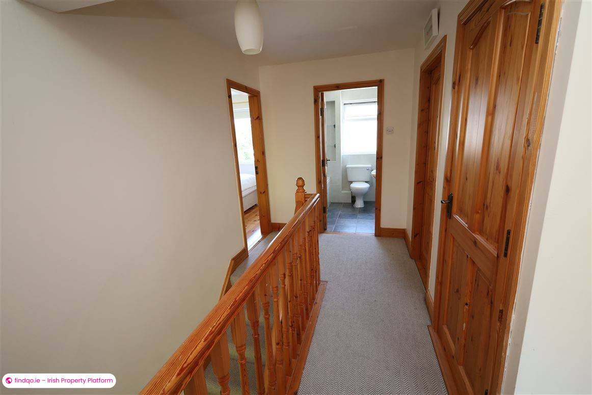 Semi-detached house for Sale in Passage West, Cork