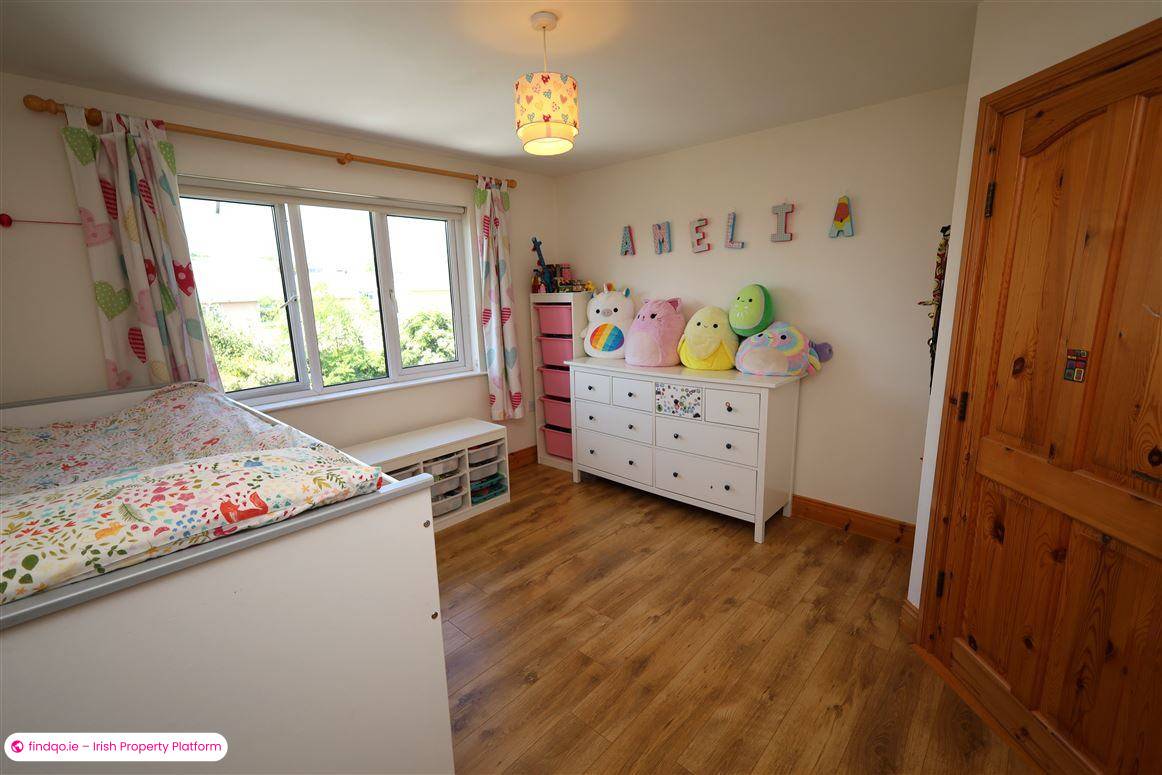 Semi-detached house for Sale in Passage West, Cork
