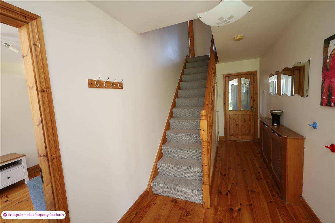 Semi-detached house for Sale in Passage West, Cork