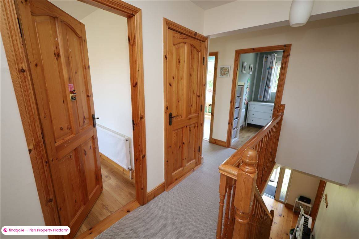 Semi-detached house for Sale in Passage West, Cork