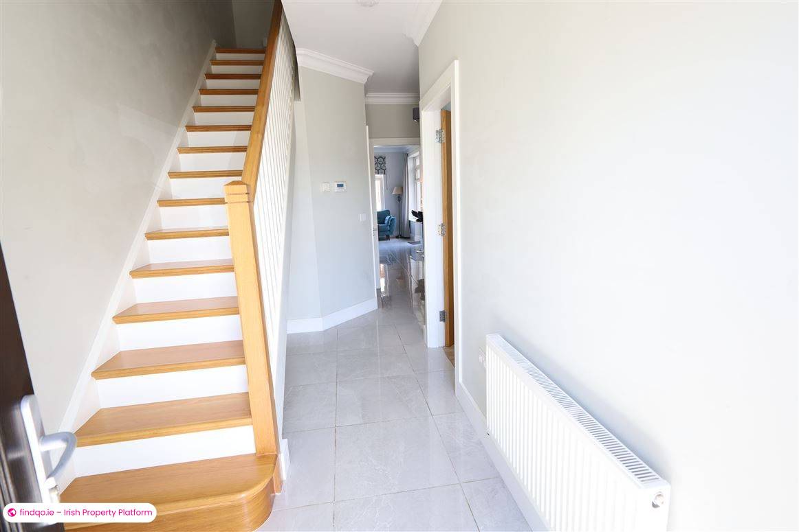Semi-detached house for Sale in Carrigaline, Cork