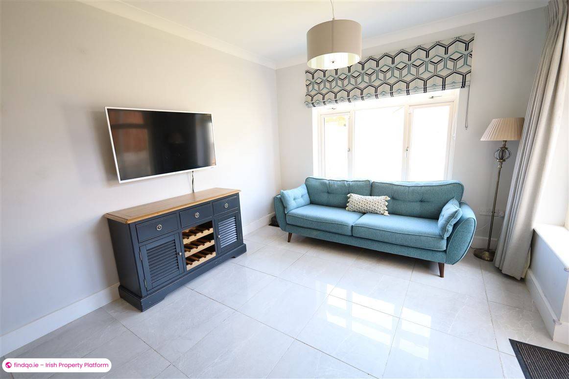 Semi-detached house for Sale in Carrigaline, Cork