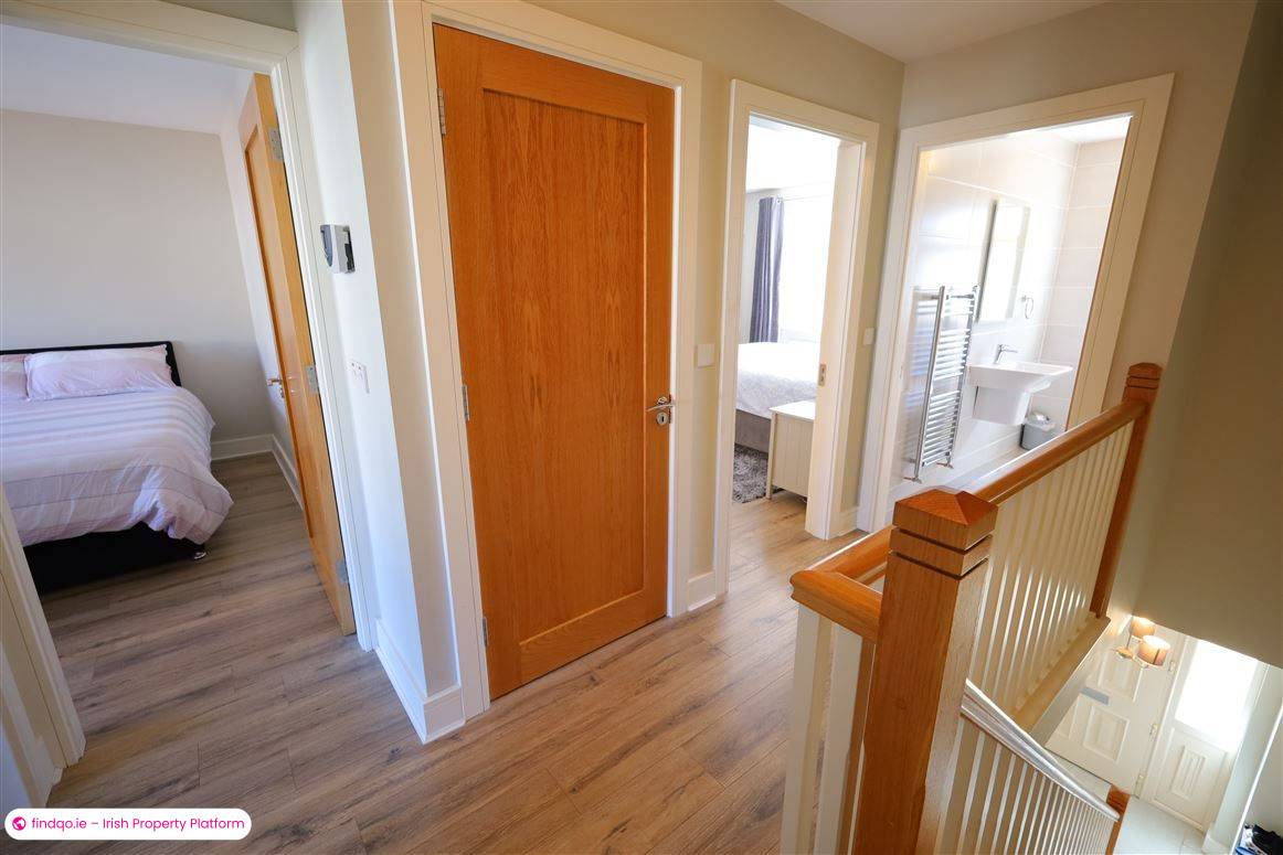 Semi-detached house for Sale in Carrigaline, Cork