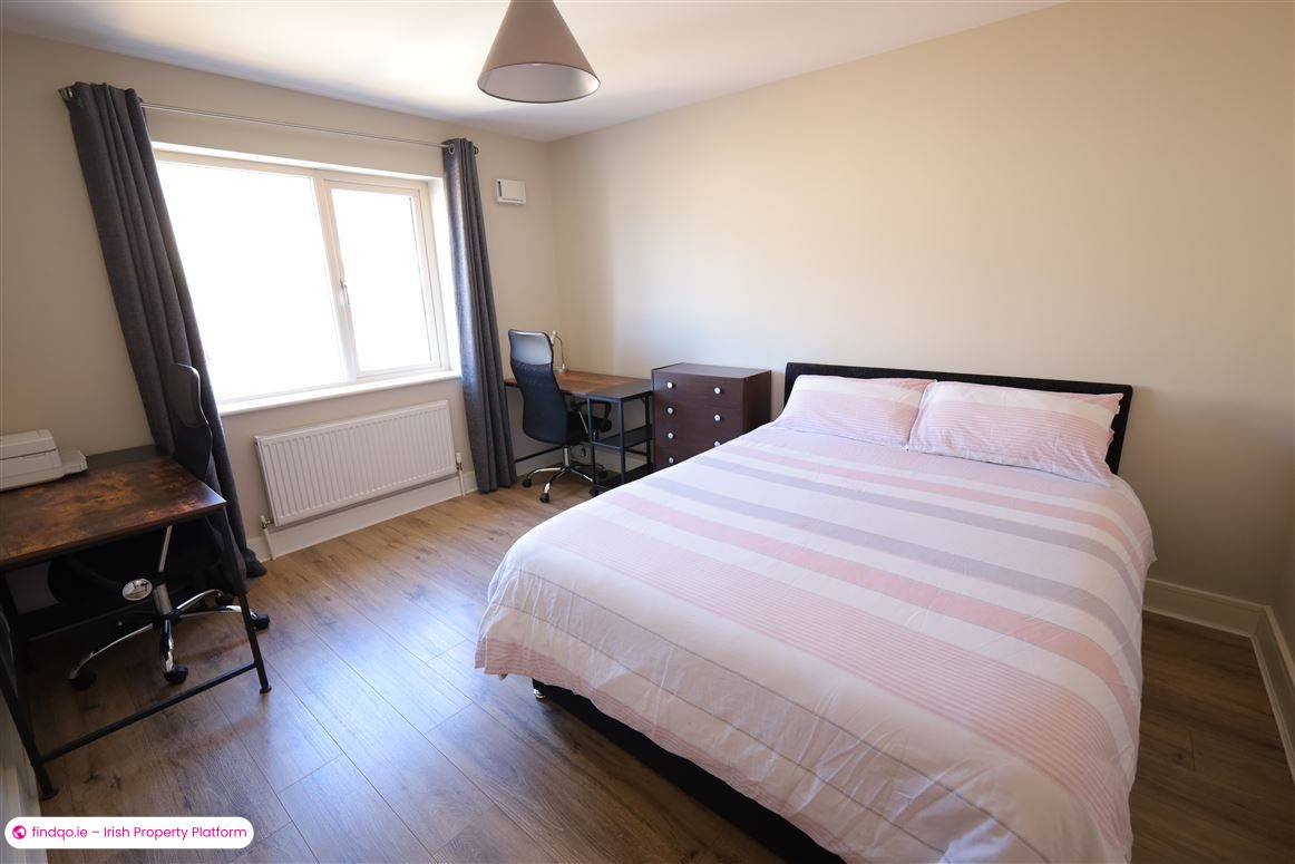 Semi-detached house for Sale in Carrigaline, Cork