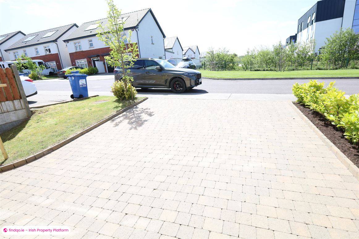 Semi-detached house for Sale in Carrigaline, Cork