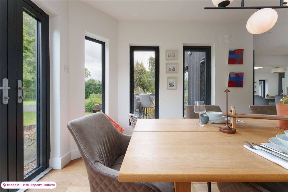Detached house for Sale in Kilcullen, Kildare