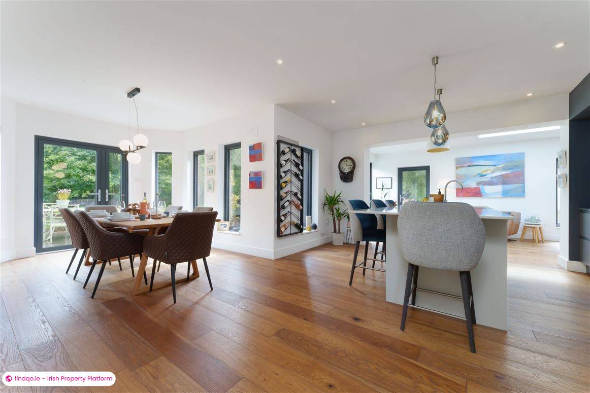 Detached house for Sale in Kilcullen, Kildare