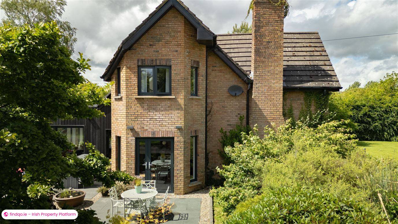 Detached house for Sale in Kilcullen, Kildare