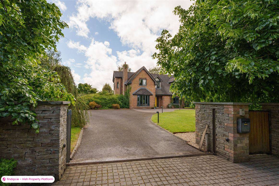 Detached house for Sale in Kilcullen, Kildare
