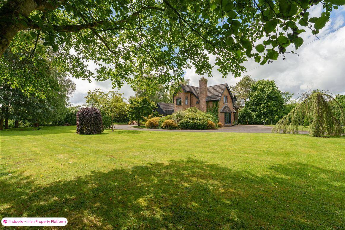 Detached house for Sale in Kilcullen, Kildare