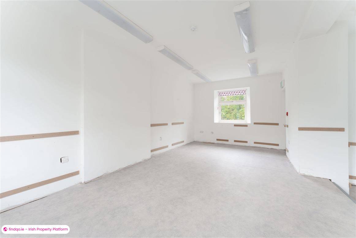 Detached house for Sale in Kilcullen, Kildare