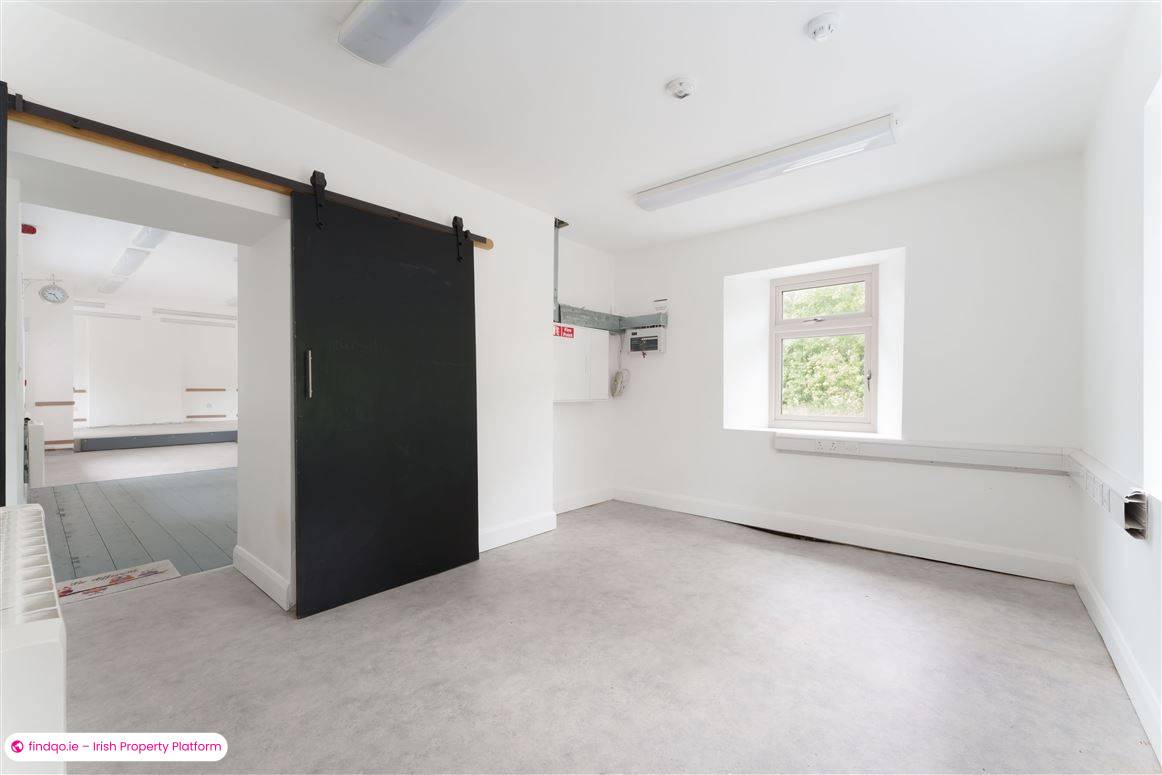 Detached house for Sale in Kilcullen, Kildare