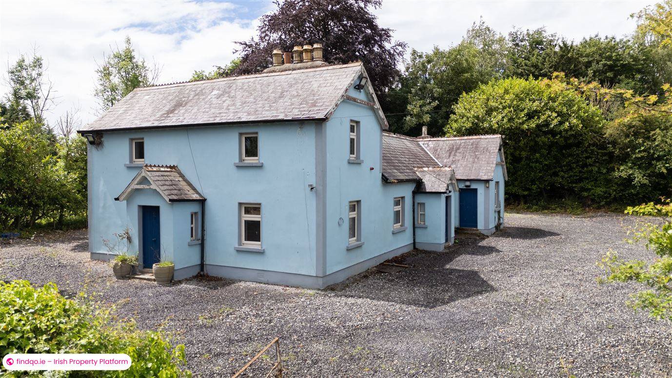 Detached house for Sale in Kilcullen, Kildare