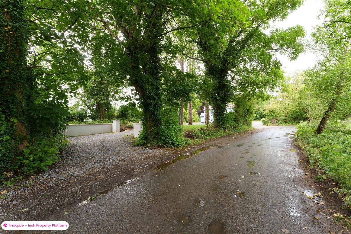 Detached house for Sale in Kilcullen, Kildare