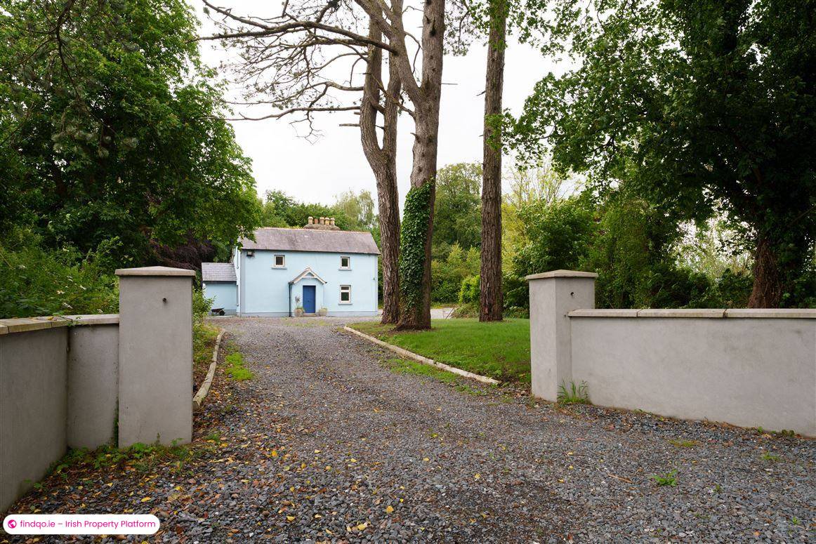 Detached house for Sale in Kilcullen, Kildare