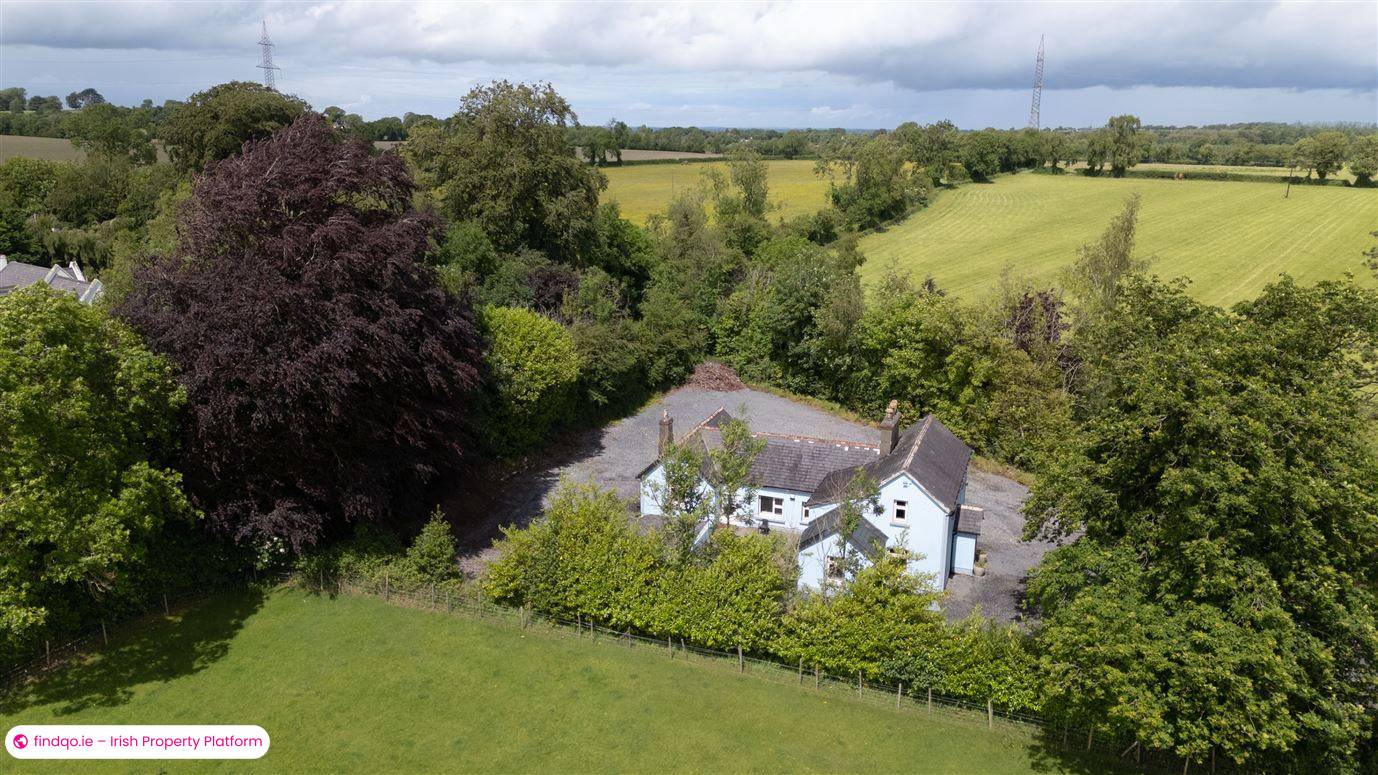 Detached house for Sale in Kilcullen, Kildare