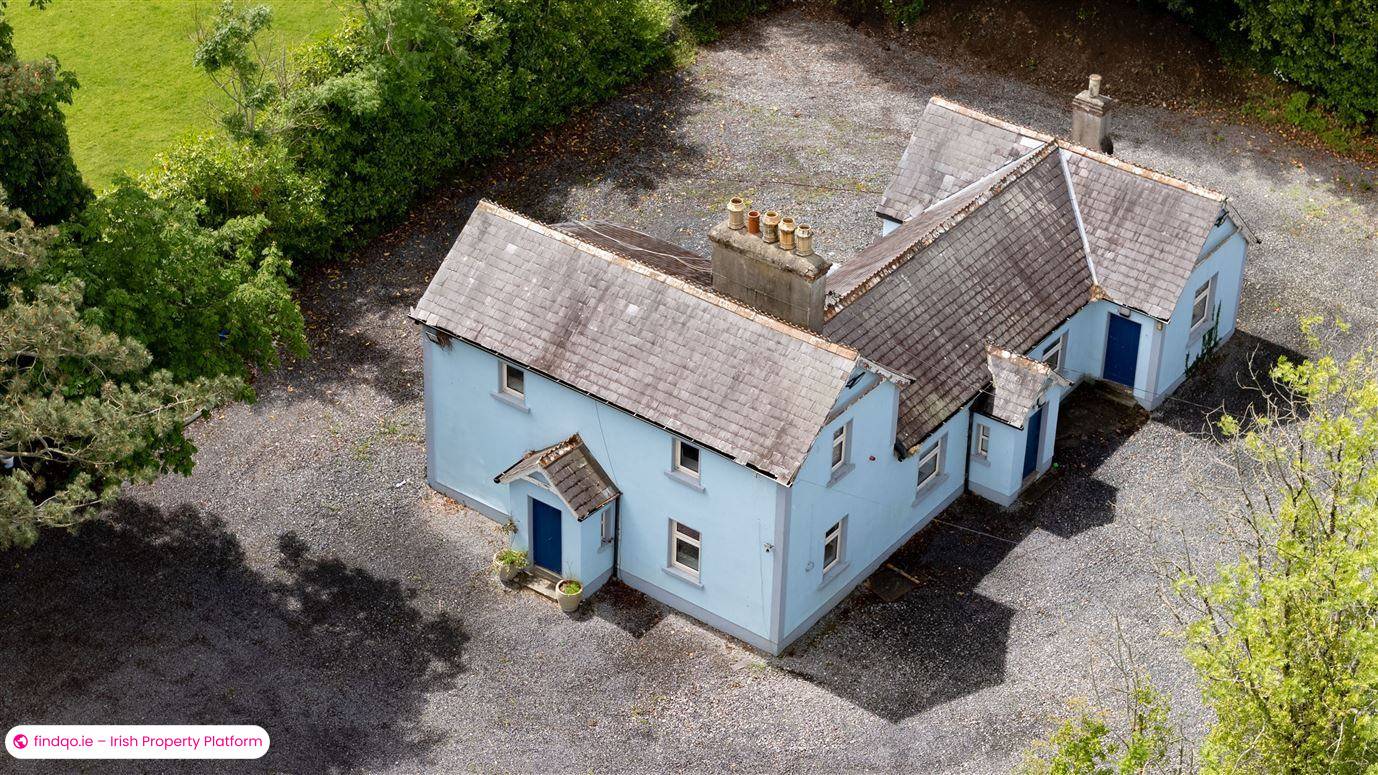 Detached house for Sale in Kilcullen, Kildare