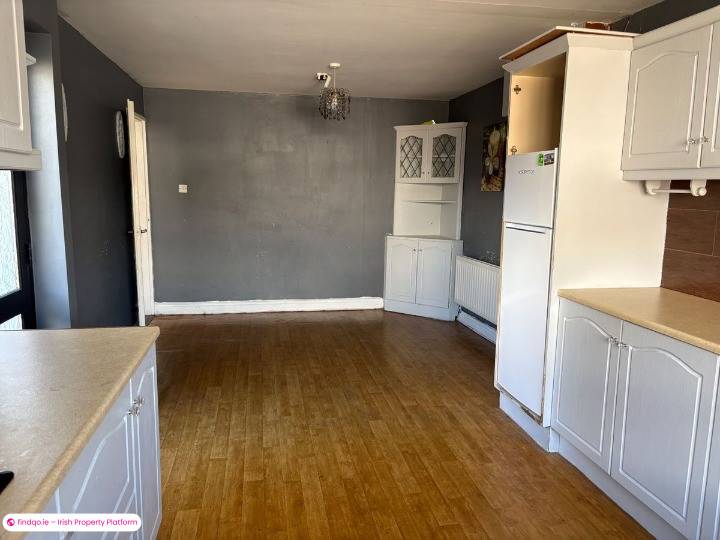 Terraced house for Sale in Dundalk, Louth