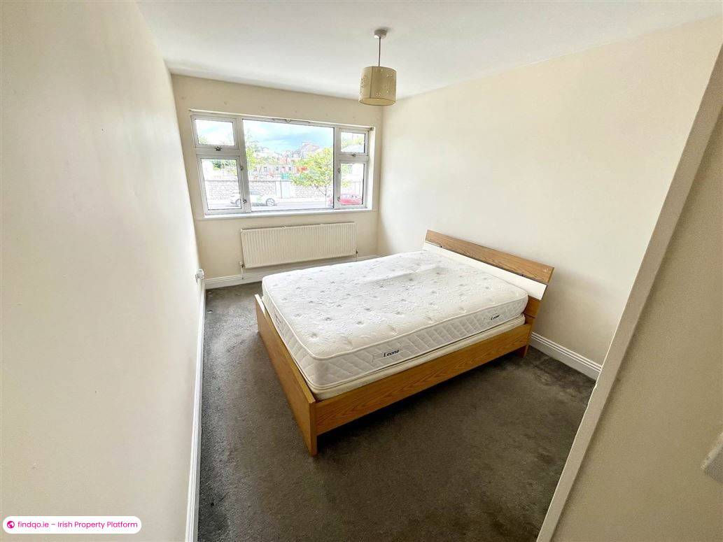 Terraced house for Sale in Sligo, Sligo
