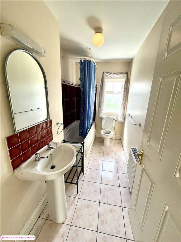 Detached house for Sale in Ballisodare, Sligo