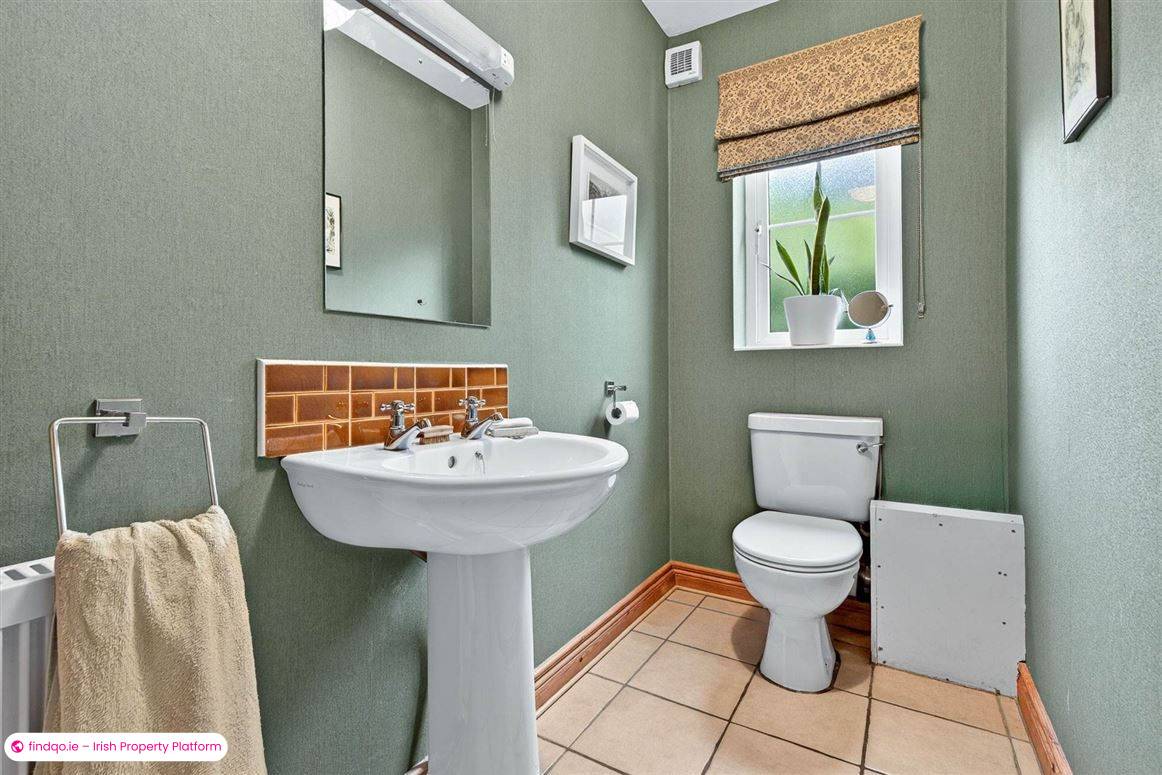Detached house for Sale in Dromahair, Leitrim