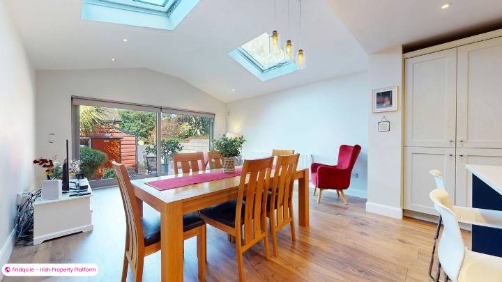 Semi-detached house for Sale in Glasnevin, Dublin 11