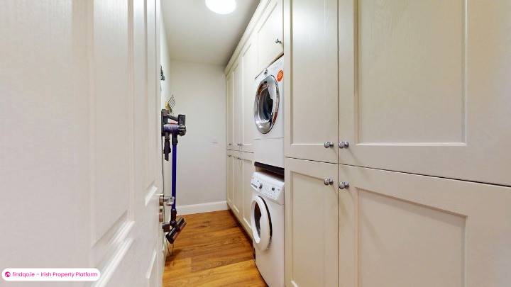 Semi-detached house for Sale in Glasnevin, Dublin 11