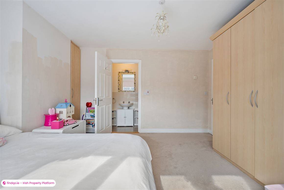 Semi-detached house for Sale in Glanmire, Cork