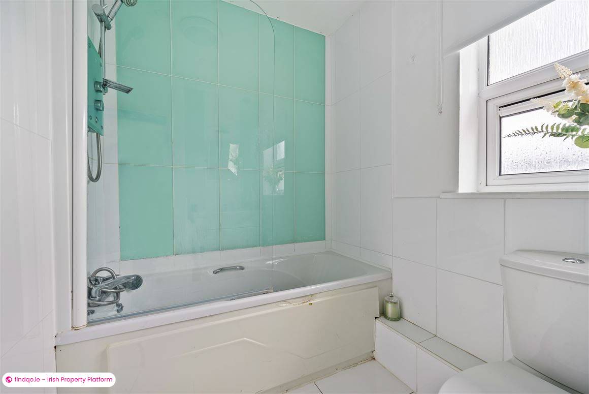 Semi-detached house for Sale in Glanmire, Cork