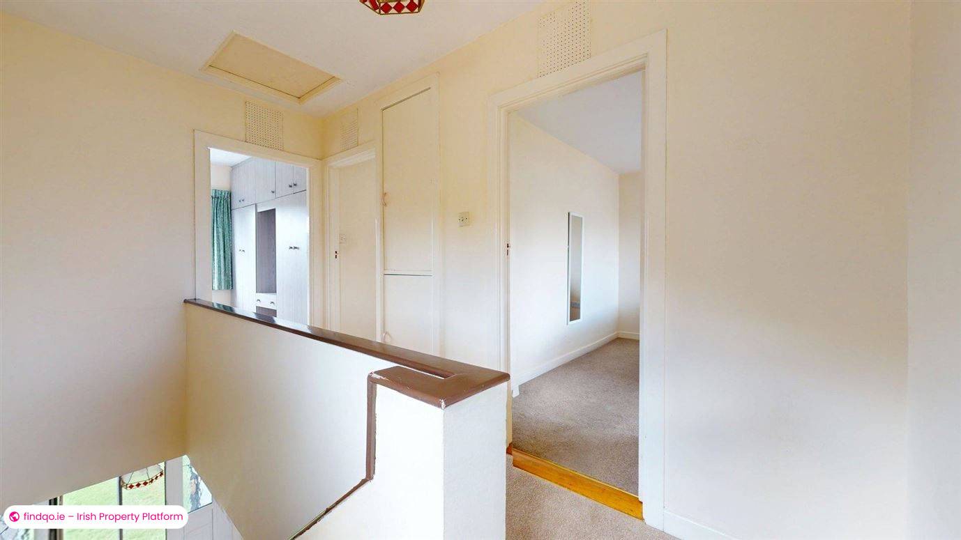 Semi-detached house for Sale in Sutton, Dublin 13
